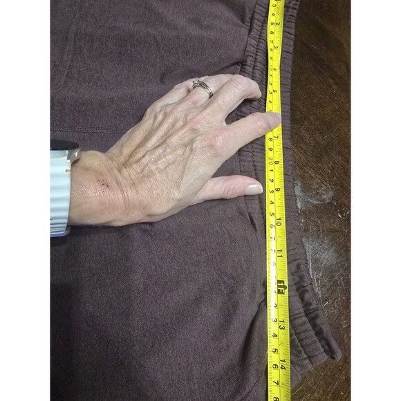 Vuori Boyfriend Sweatpants, Brown, size Medium - Picture 10 of 12